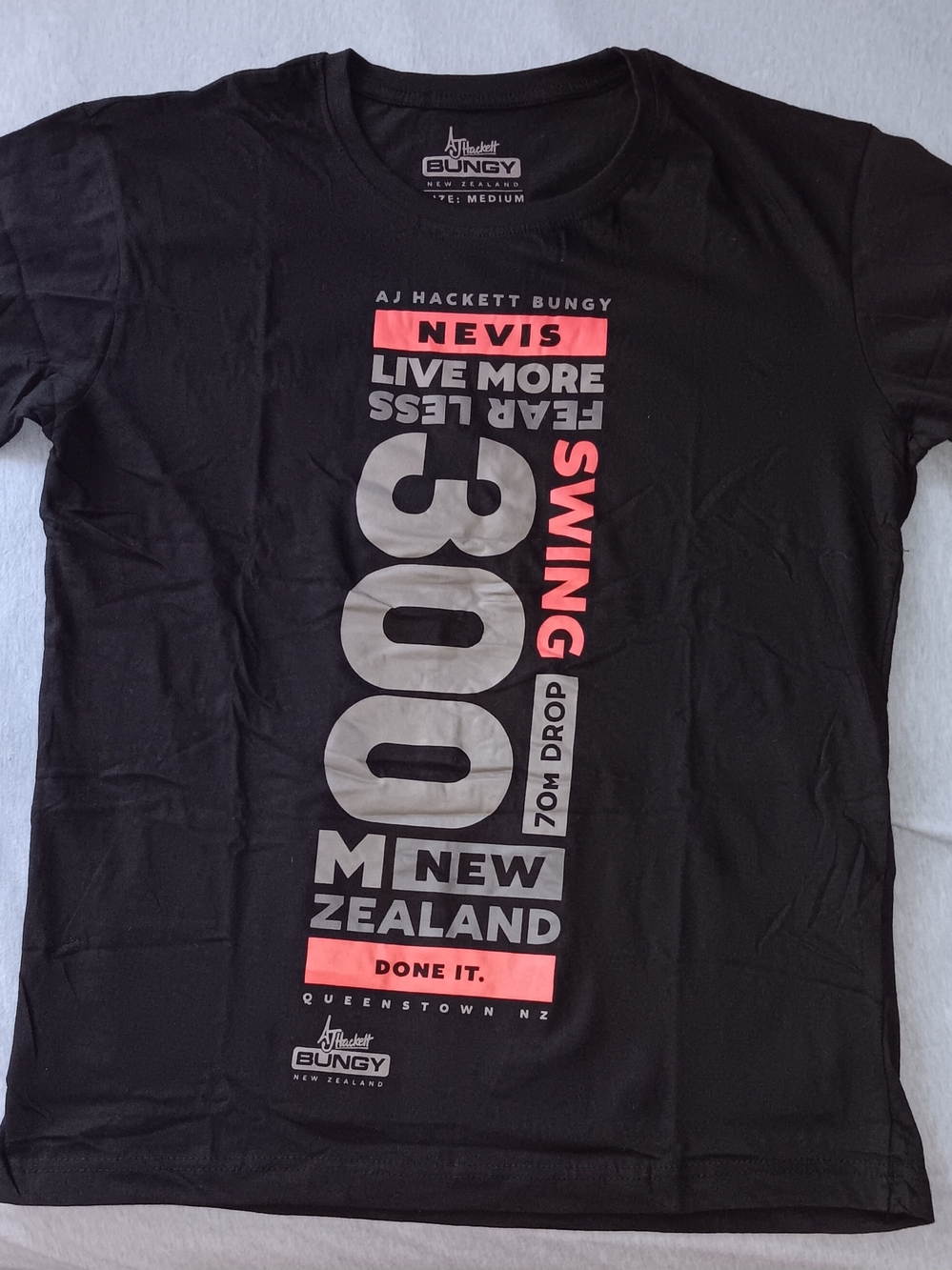 ​AJ Hackett Bungy New Zealand Nevis 300 Swing Graphic Mans T-Shirt